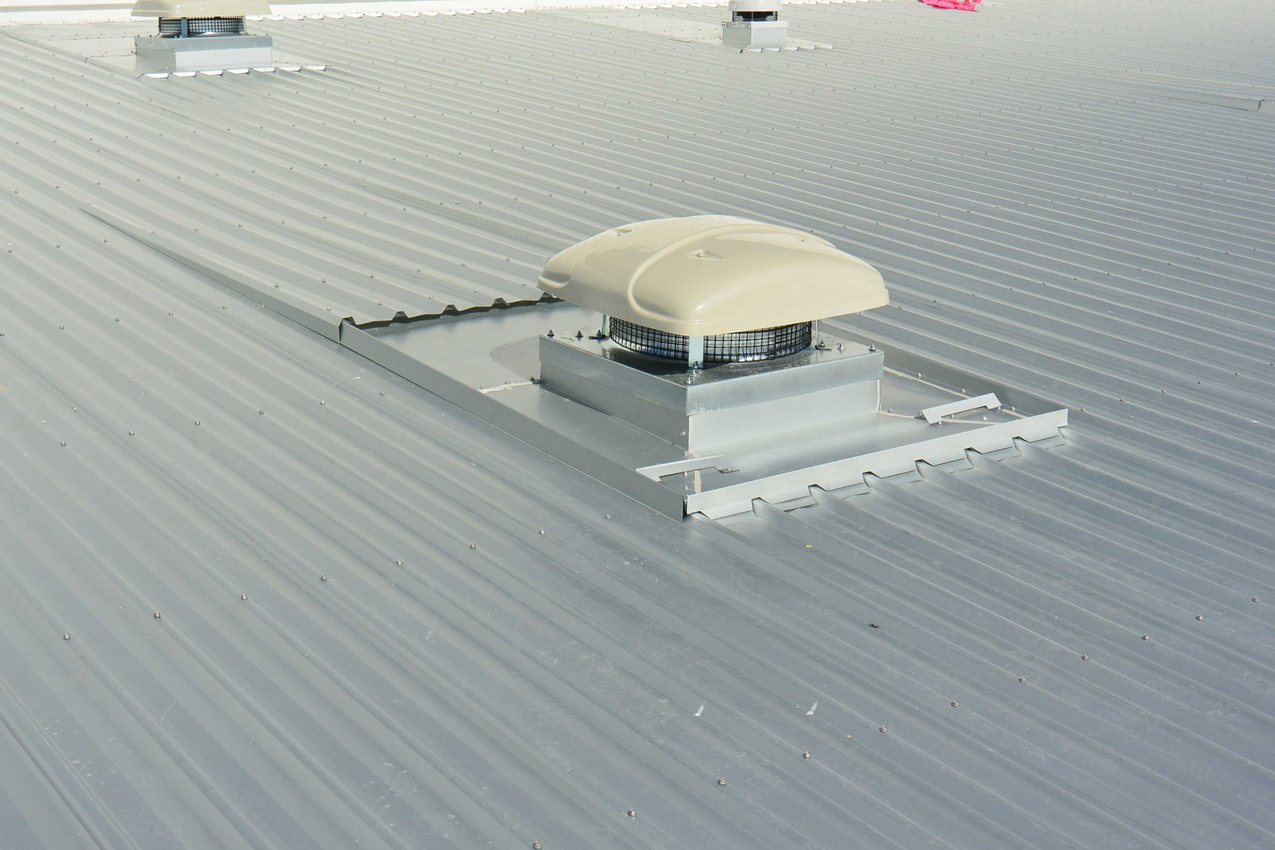 Robuste Dachdurchführungen für langfristige Nutzung